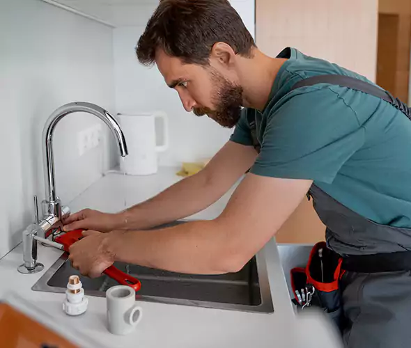 Professional Faucet Replacement Specialist in Garden Grove, CA: Schedule Affordable Faucet Replacement Services with Us