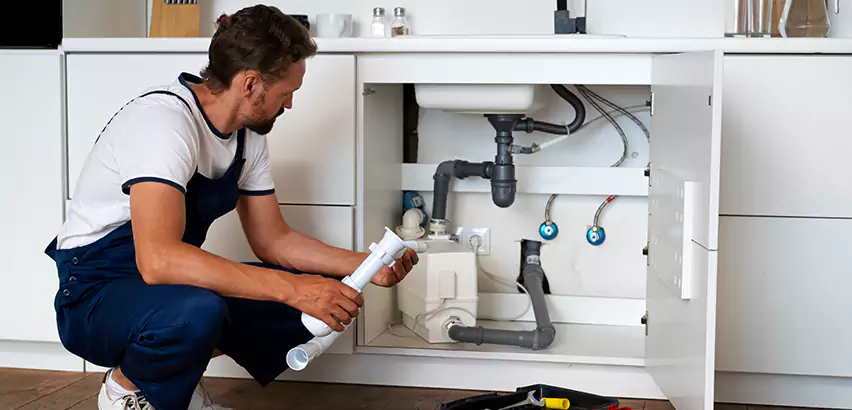 Plumbers for Frozen Pipes in Garden Grove